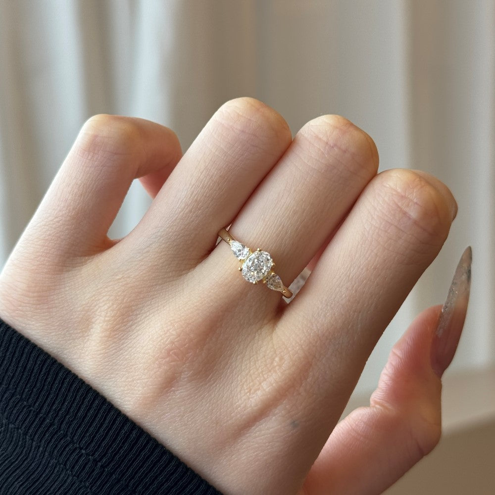 Classic Charm Ring Hypersku
